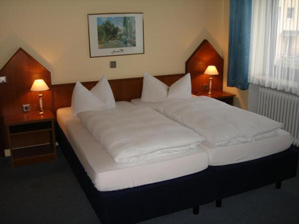 Hotel Zur Post Deudesfeld Room photo